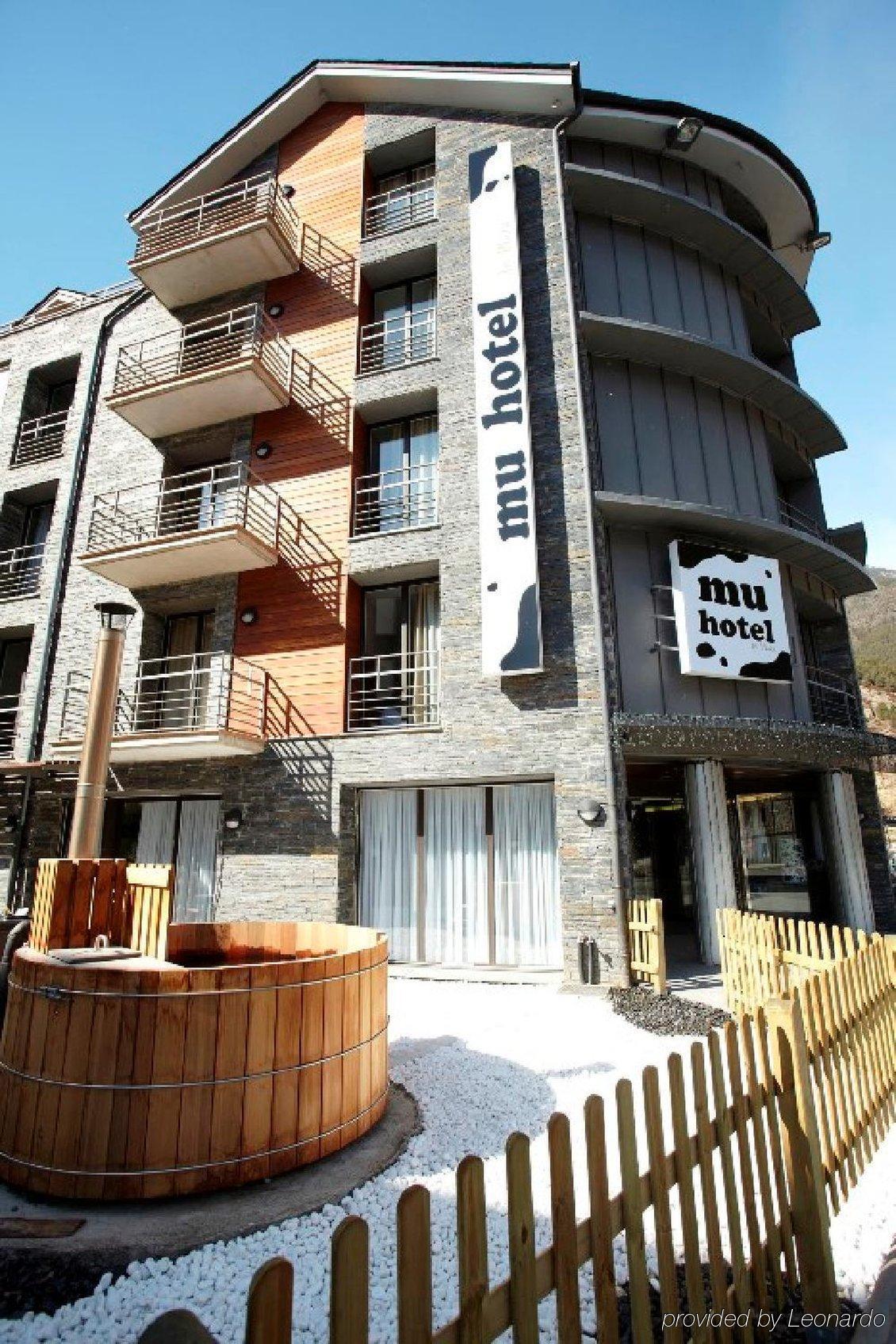 Hotel Mu La Cortinada Exterior photo